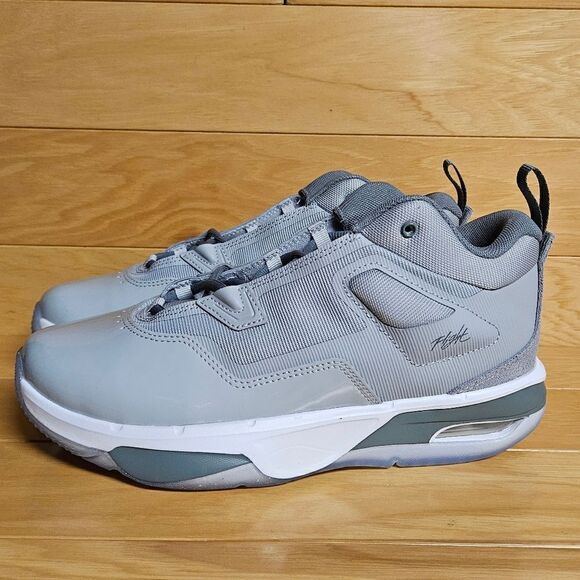 Nike Jordan Stay Loyal 3 GS Wolf Cool Grey White Basketball Shoes FB9922 012 - Picture 7 of 12